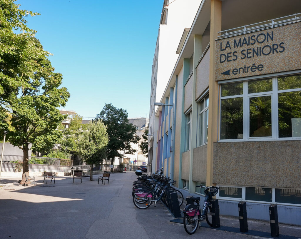 Maison des seniors à Dijon